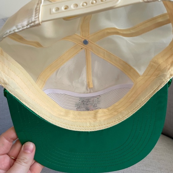 NWOT Urban Outfitters Souvenir Satin Tiger Hat - Picture 3 of 8